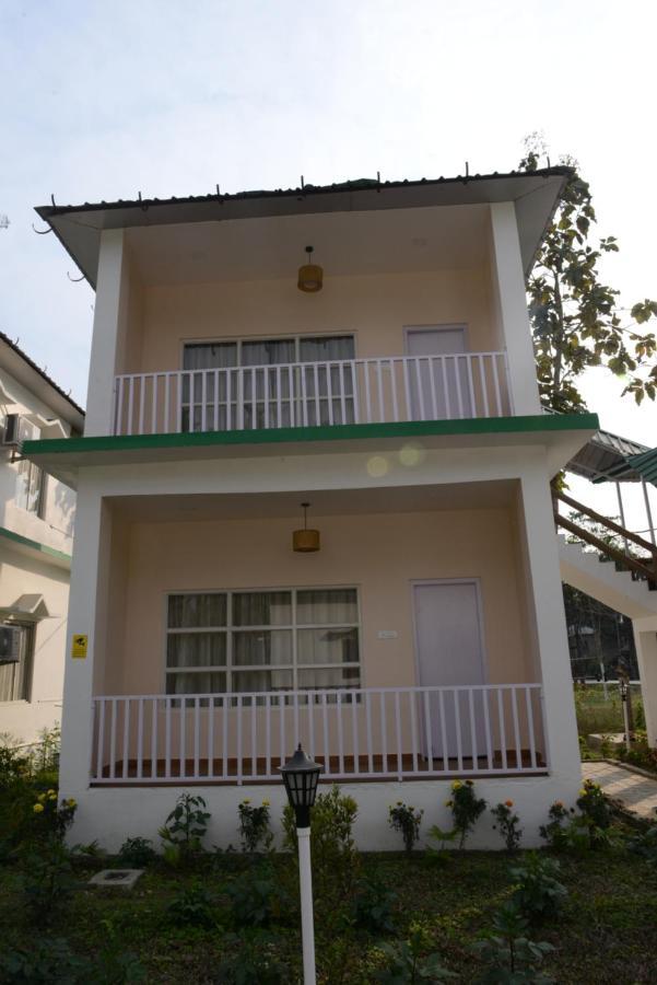 Jaldapara Forest Tourist Lodge Jftl Madari Hat Exterior foto