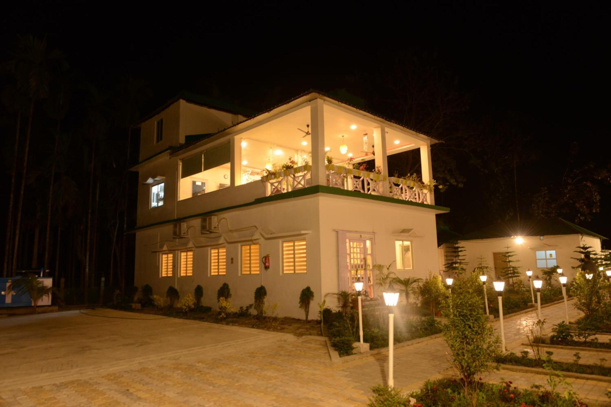 Jaldapara Forest Tourist Lodge Jftl Madari Hat Exterior foto